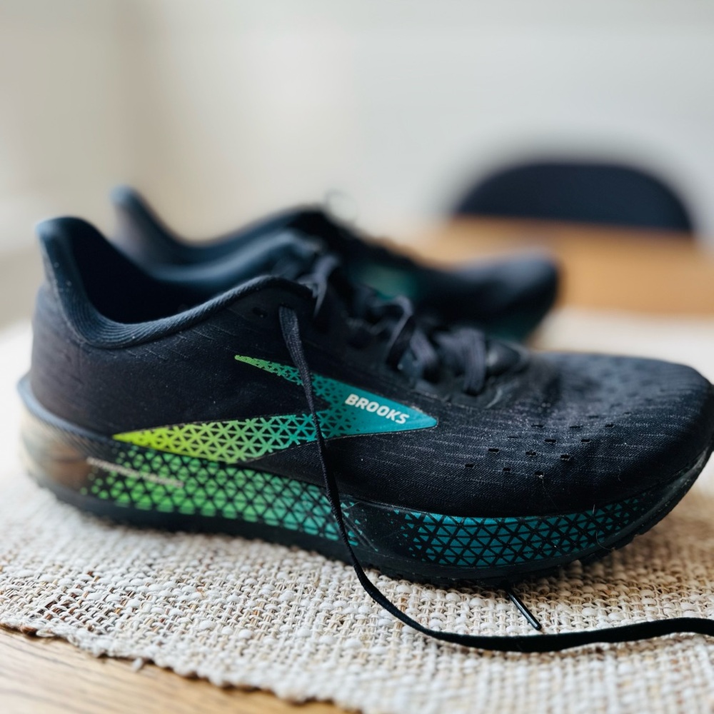 Men’s Brooks Hyperion Tempo Running Sneakers